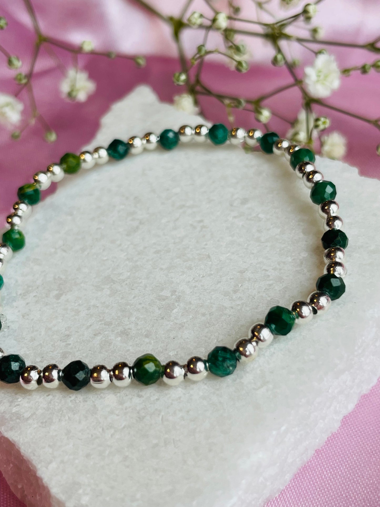 Emerald and Silver or Gold Plated Stretch Bead Bracelet